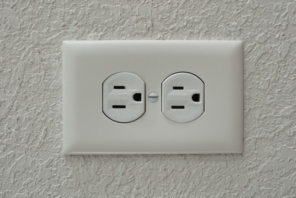 Jamaica Power Outlets (Is a Travel Adapter Needed?)